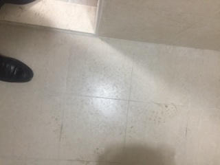 地砖铺贴及地面找平施作