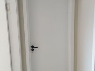 成品门及墙纸铺贴