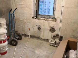 水、电管开槽施工
