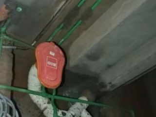 水、电管开槽施作