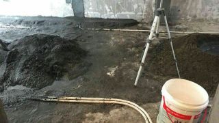 水、电管开槽施作