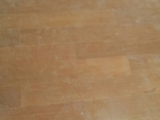 实木复合地板铺设