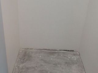 地砖铺贴及地面找平施作