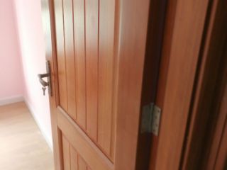 成品门及墙纸铺贴