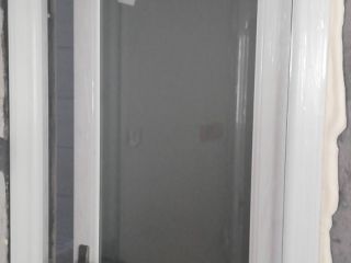 成品门及墙纸铺贴