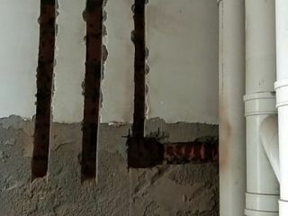 水、电管开槽施作