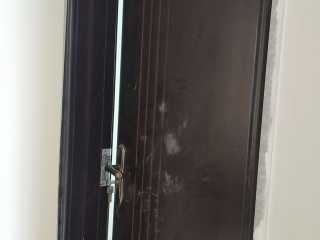 成品门及墙纸铺贴