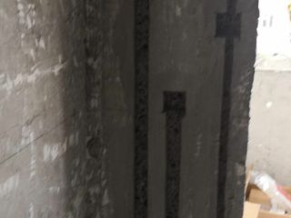 水、电管开槽施作