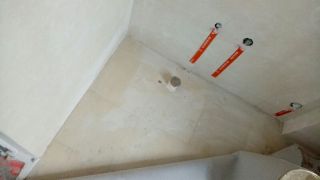 地砖铺贴及地面找平施作