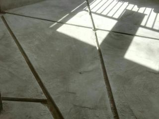 水、电管开槽施工