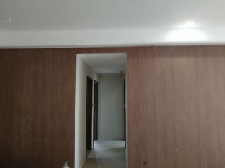 成品门及墙纸铺贴