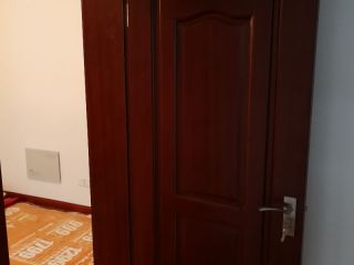 成品门及墙纸铺贴