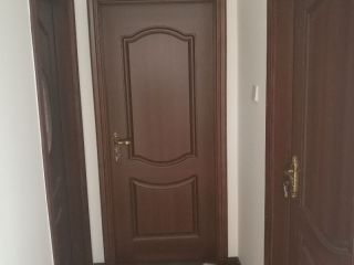 成品门及墙纸铺贴