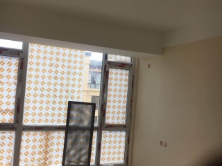 墙、顶面乳胶漆及墙纸铺贴