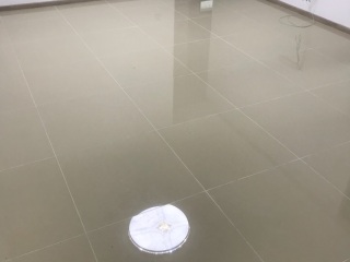 地砖铺贴及地面找平施作
