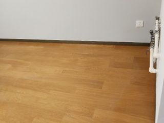 实木复合地板铺设
