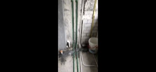 水、电管开槽施作