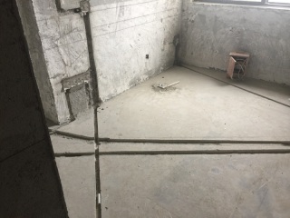 水、电管开槽施作