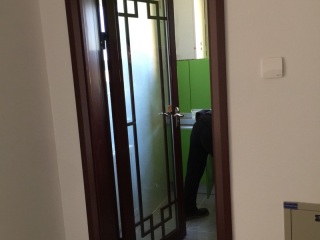 成品门及墙纸铺贴