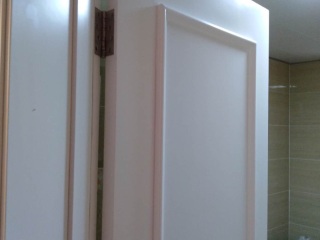 套装门、踢脚线安装