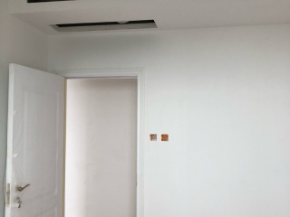 成品门及墙纸铺贴