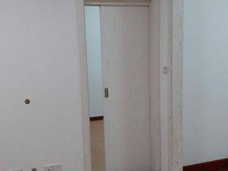 成品门及墙纸铺贴