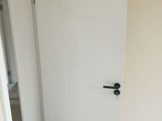 成品门及墙纸铺贴