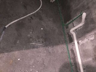 水、电管开槽施作