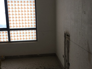 水、电管开槽施作