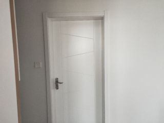 成品门及墙纸铺贴