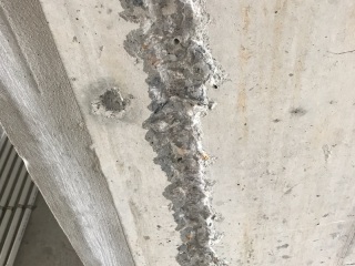水、电管开槽施作