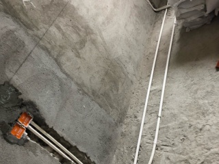 强、弱电路穿线施作