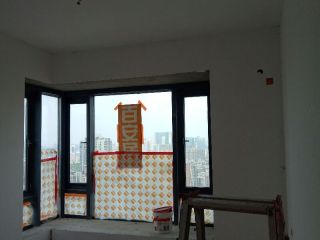 墙、顶面乳胶漆