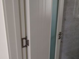 成品门及墙纸铺贴