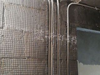 水、电管开槽施作