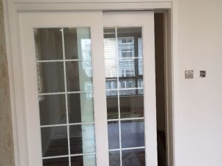 成品门及墙纸铺贴