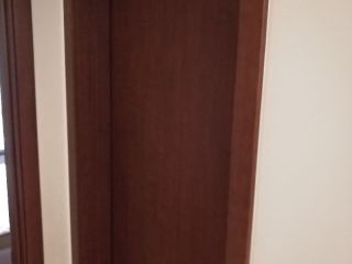 套装门、踢脚线安装