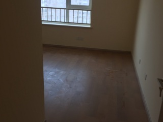 实木复合地板铺设