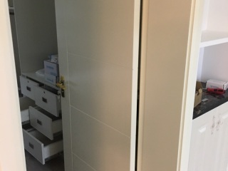 成品门及墙纸铺贴