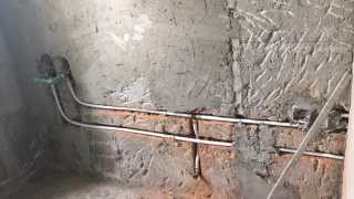 水、电管开槽施作