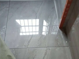 地砖铺贴及地面找平施作