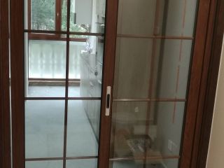 成品门及墙纸铺贴