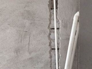 水、电管开槽施作