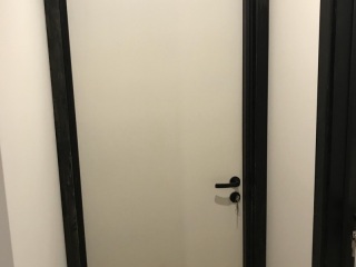 成品门及墙纸铺贴