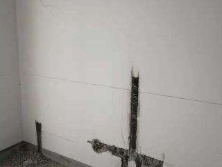 水、电管开槽施作