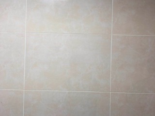 厨房、卫生间墙砖施作