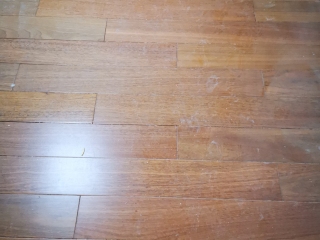 木地板铺设