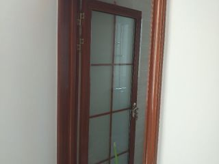 成品门及墙纸铺贴