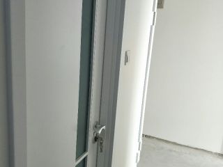 成品门及墙纸铺贴