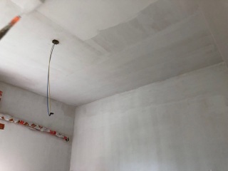 墙、顶面腻子批嵌